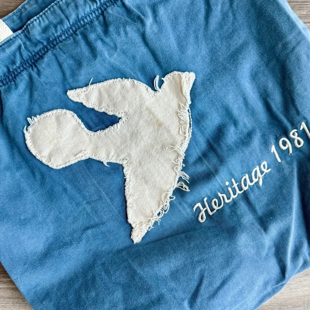 Heritage 1981 Blue Canvas Tote with Bird Patch - Vintage Bag‎
